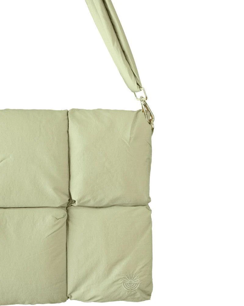 Cloud Carryall - Image 34