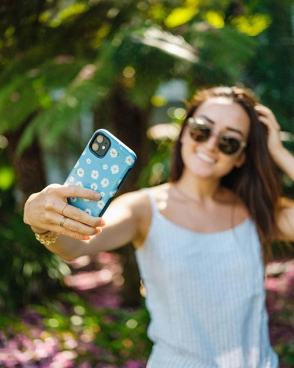 Daisy Daydream | Baby Blue Floral Case - Image 68