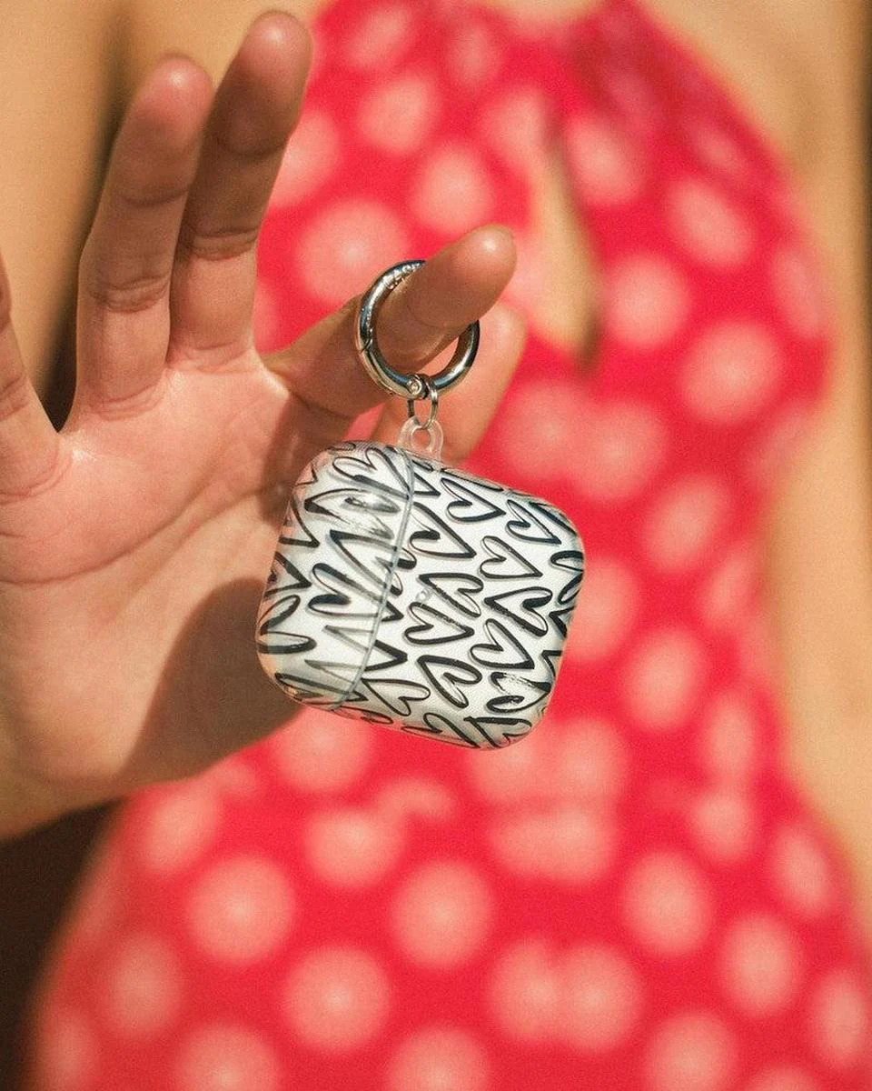 Heart Throb | Endless Hearts AirPods Case - Image 8