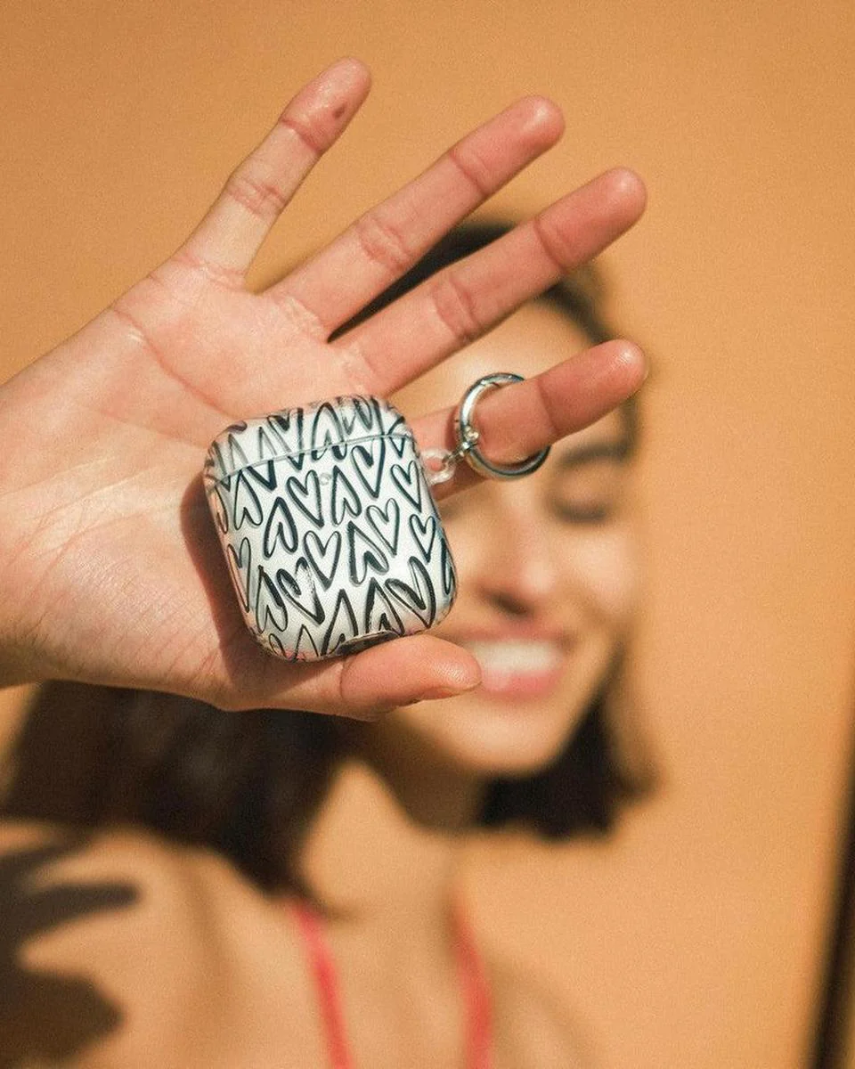 Heart Throb | Endless Hearts AirPods Case - Image 9