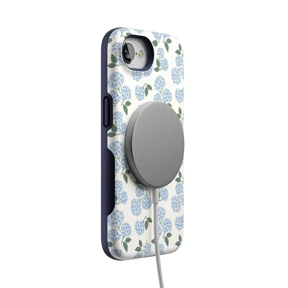 Nantucket Cottage | Blue Hydrangea Case - Image 45