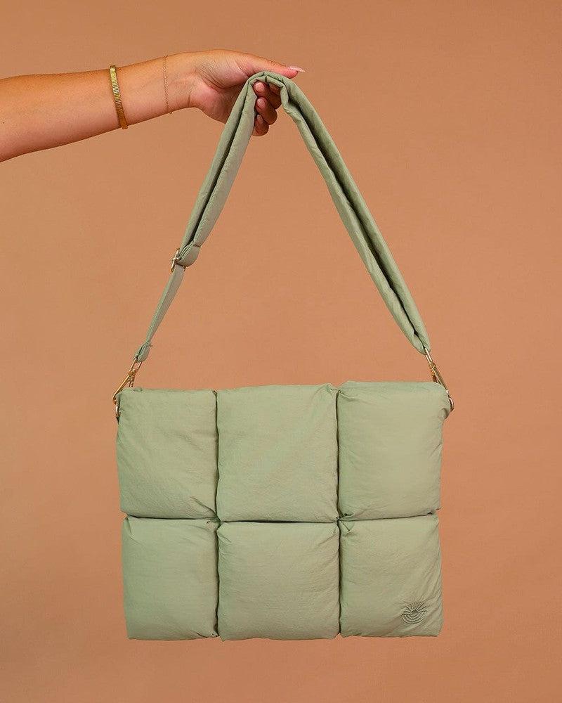Cloud Carryall - Image 27